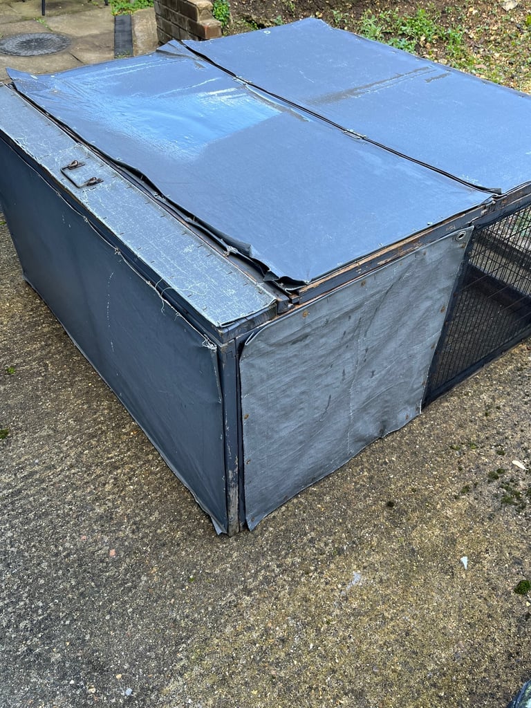 FREE Rabbit / guinea pig run 