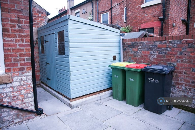 1 bedroom in Emmanuel Street, Preston, PR1 (#2584648)
