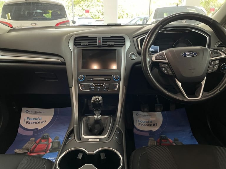 2017 Ford Mondeo 2.0 TDCi Titanium Hatchback 5dr Diesel Manual Euro 6 (s/s) (180 ps) Hatchback Di...