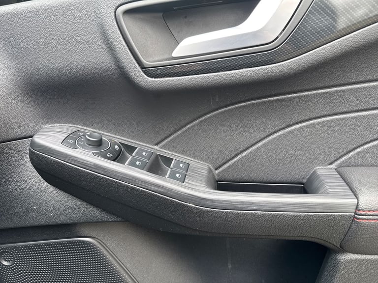 2024 Ford Kuga 5Dr ST-Line Edition 2.5 PHEV 225PS 2WD Auto Estate Petrol Parallel PHEV Automatic