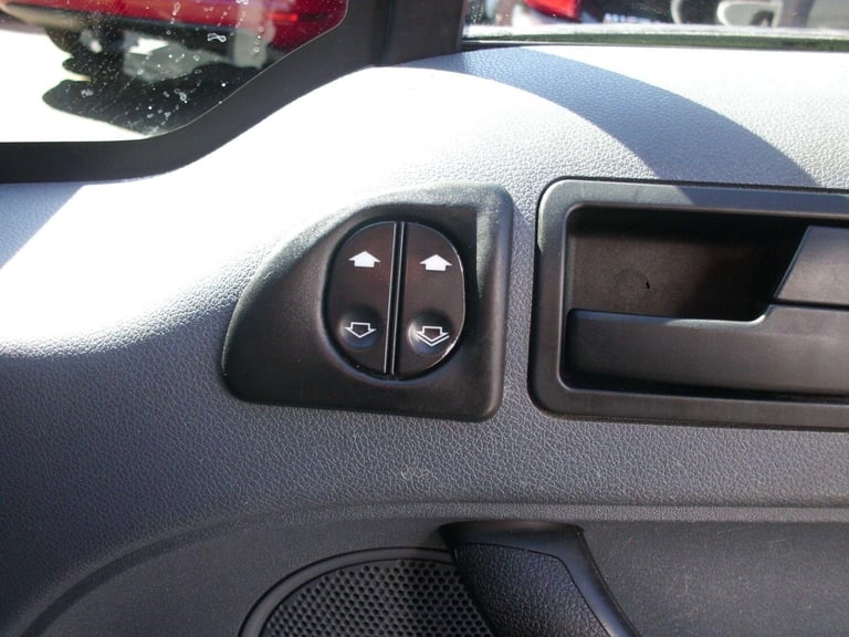 2013 Ford Transit Connect 1.8 TDCi T220 L1 H1 4dr DPF PANEL VAN Diesel Manual