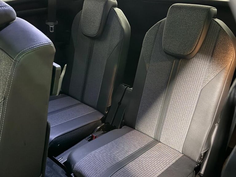 2023 Peugeot 5008 1.5 Bluehdi Allure Suv 5dr Diesel Eat Euro 6 (s/s) (130 Ps) HATCHBACK Diesel Au...