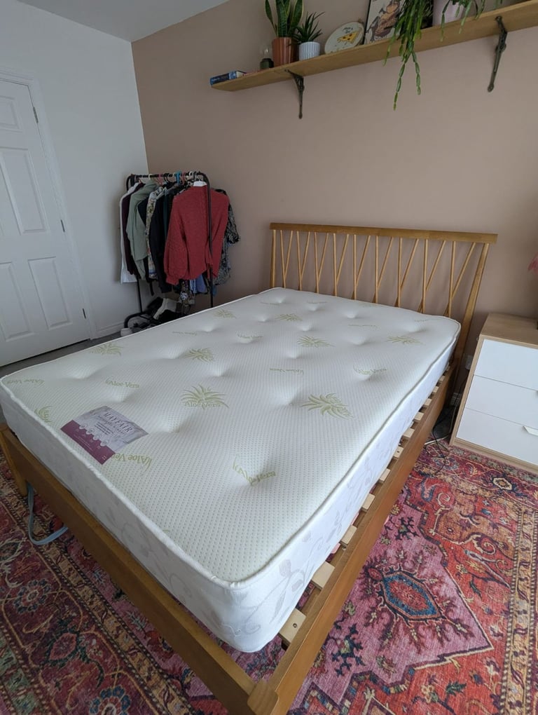 Bed frame - Double 