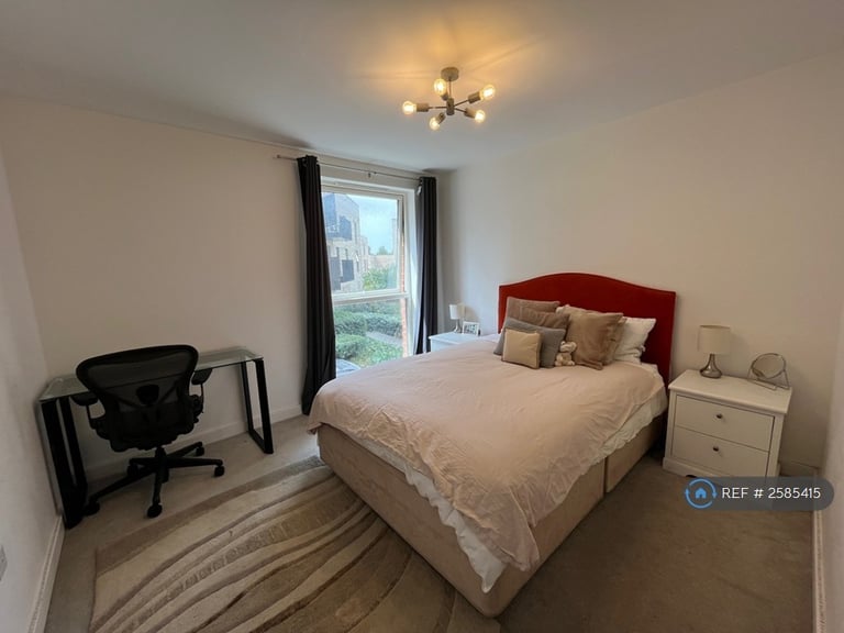 2 bedroom flat in Fowler Avenue, Trumpington, Cambridge, CB2 (2 bed) (#2585415)