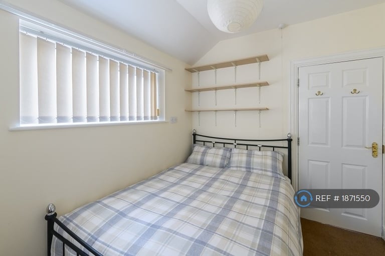 4 bedroom house in Finchley Road, Manchester, M14 (4 bed) (#1871550)