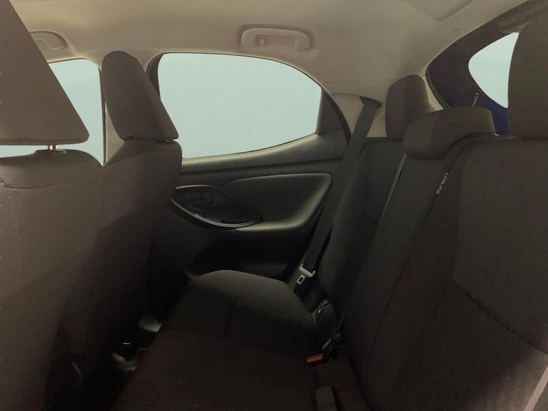 2021 Toyota Yaris 1.5 VVT-h Design Hatchback 5dr Petrol Hybrid E-CVT Euro 6 (s/s) (116 ps) -  Hat...