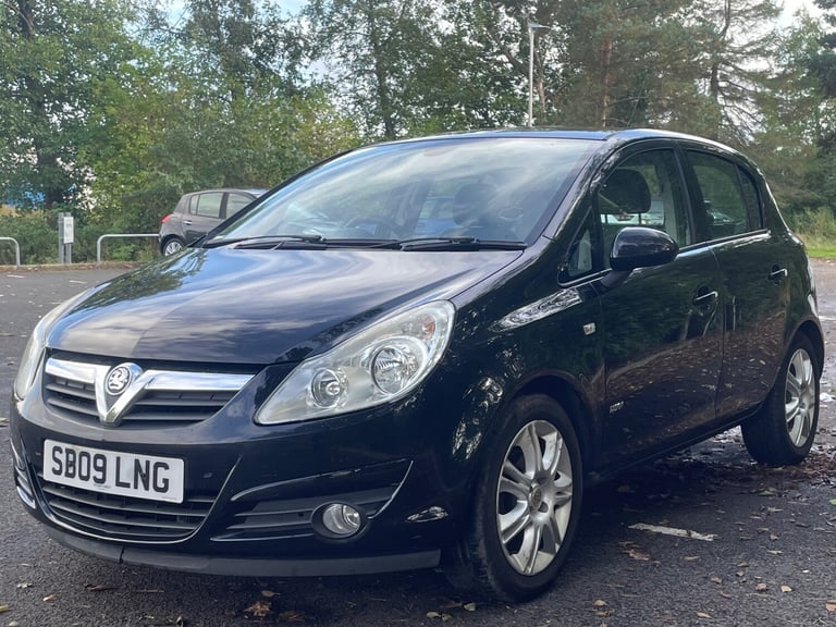 2009 Vauxhall Corsa 1.2i 16V Design 5dr HATCHBACK Petrol Manual