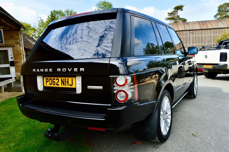 2012 Land Rover Range Rover 4.4 TDV8 Westminster 4dr Auto ESTATE DIESEL Automatic