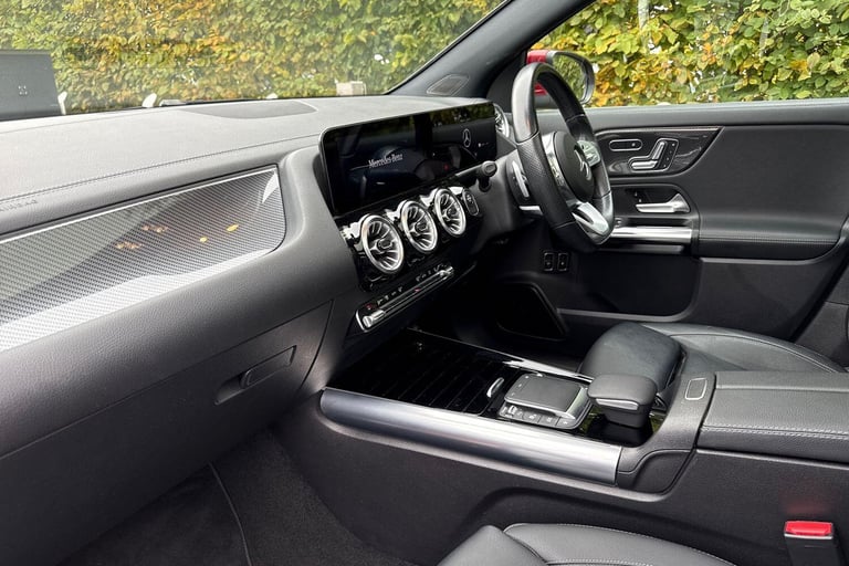 2022 Mercedes-Benz GLA 1.3 GLA250e 15.6kWh Exclusive Edition (Premium Plus) SUV 5dr Petrol Plug-i...