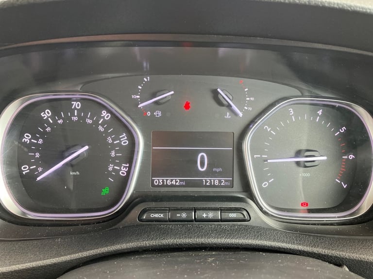 2022 Vauxhall Vivaro 2900 1.5d 100PS Dynamic H1 Van Van DIESEL Manual