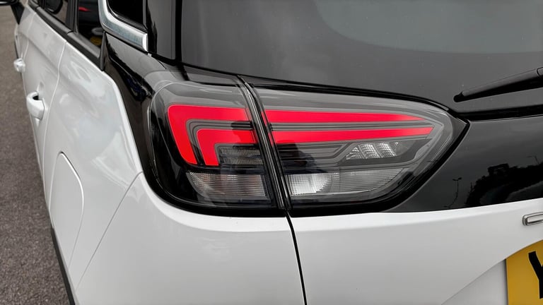 2022 Vauxhall Crossland 1.2 Turbo Elite Edition SUV 5dr Petrol Auto Euro 6 (s/s) (130 ps) HATCHBA...