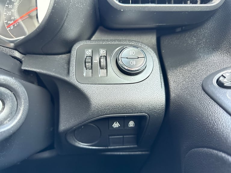 2022 Vauxhall Combo Life 1.5 Turbo D SE 5dr [7 seat] MPV DIESEL Manual