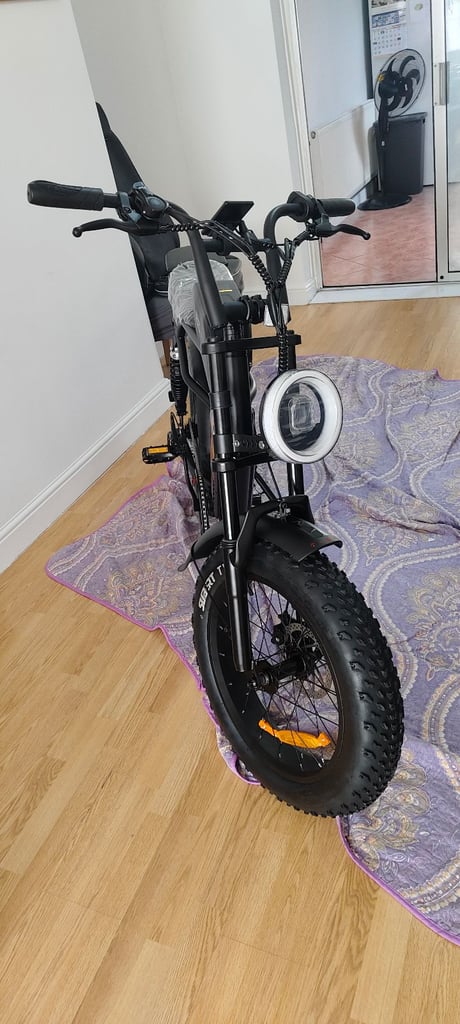 Electric bicycle T2 Brand New used only 18km purchase date 16-9-25