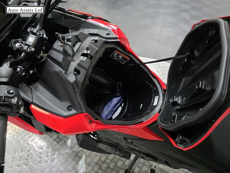 2025 Honda NC750X 750 Adventure Petrol DCT Euro 5 (58 ps) Adventure Petrol Automatic