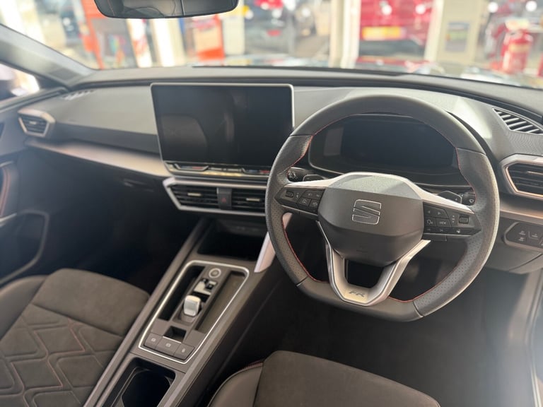 2025 SEAT Leon 1.5 e-Hybrid FR Sport 5dr DSG [DAP] Estate Petrol Parallel PHEV Automatic