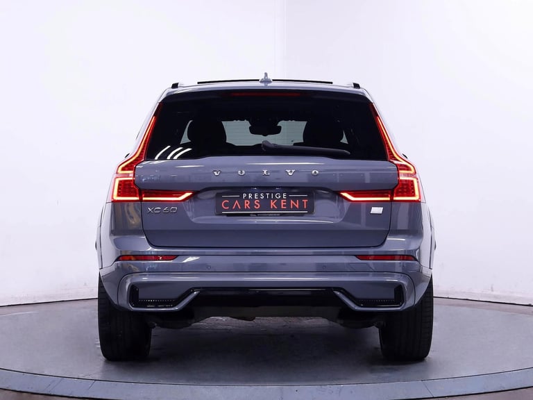 2021 Volvo XC60 R-Design Pro T8 AWD (390 hp) Auto ESTATE Petrol/Electric Hybrid Automatic