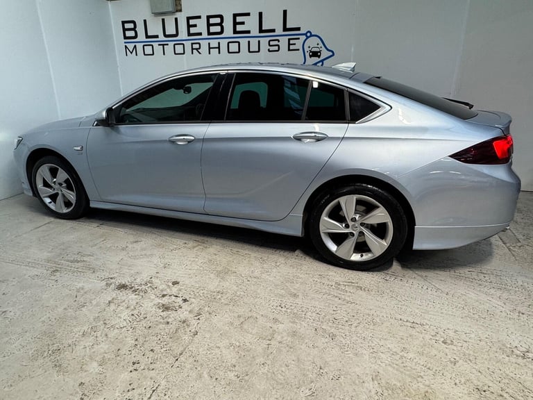 2017 Vauxhall Insignia 2.0 Turbo D SRi Vx-line Nav 5dr HATCHBACK DIESEL Manual