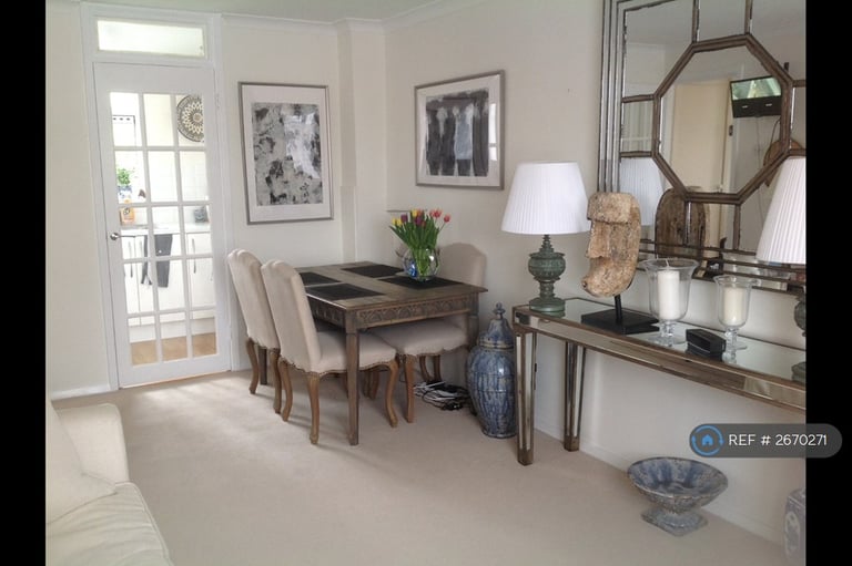 1 bedroom flat in St. Marys Grove, Richmond, TW9 (1 bed) (#2670271)