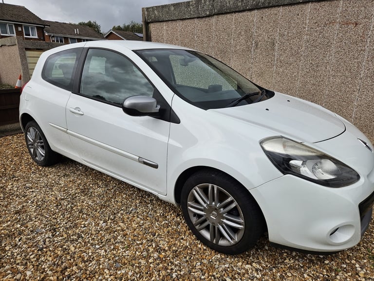 Renault, CLIO, Hatchback, 2012, Manual, 1149 (cc), 3 doors