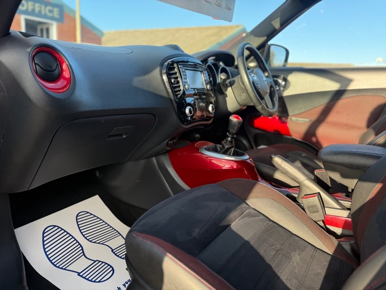 2017 Nissan Juke 1.2 DiG-T N-Connecta 5dr HATCHBACK Petrol Manual