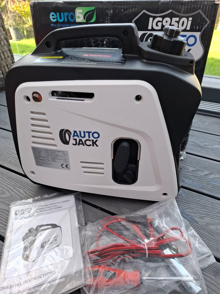 Generator Petrol Autojack IG950i Inverter Generator suitcase style generator