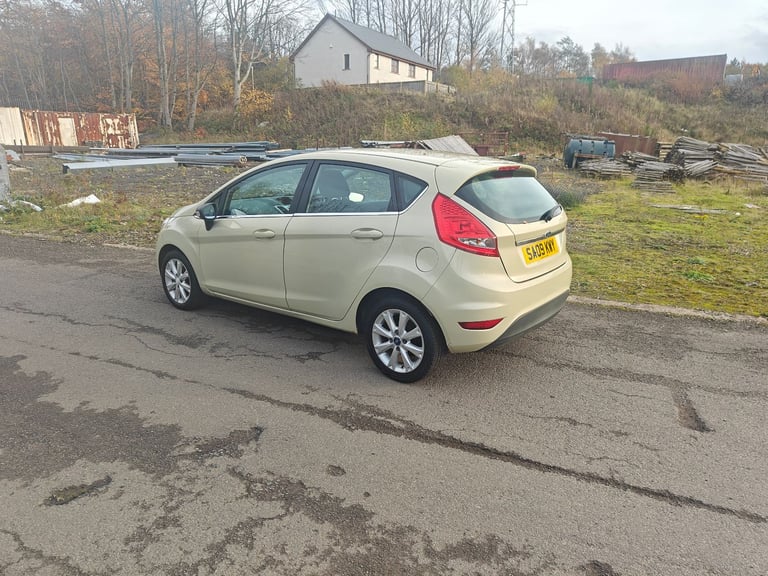 Ford, FIESTA, Hatchback, 2009, Manual, 1242 (cc), 5 doors
