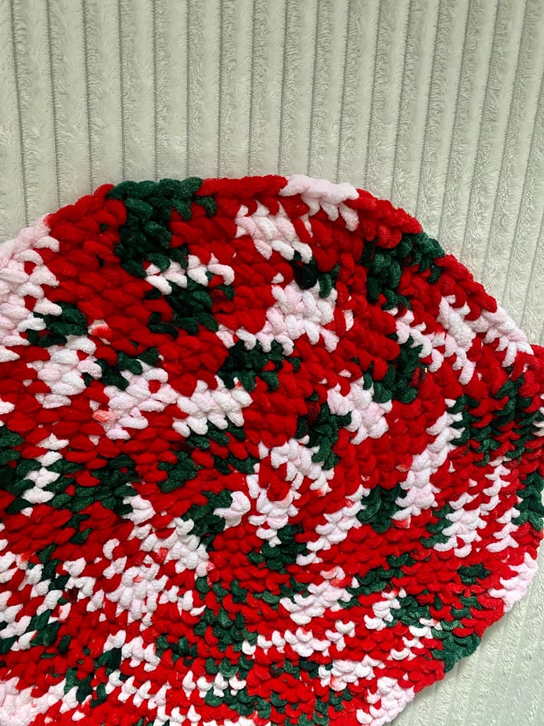 Small round Christmas rug/ Mat