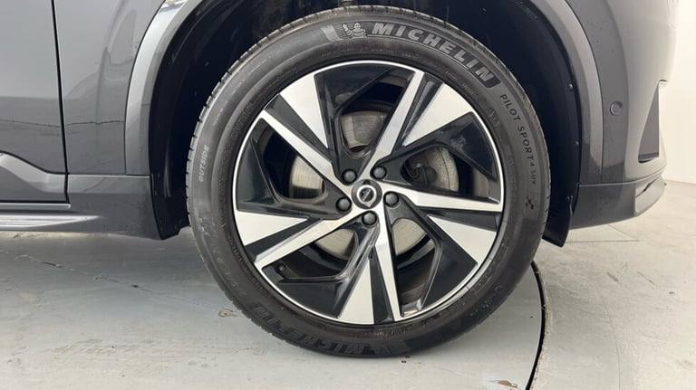 2023 Volvo XC90 Plus, B5 AWD mild hybrid, Diesel, Dark, 7 Seats (Panoramic Sunroof, BLIS) Estate ...