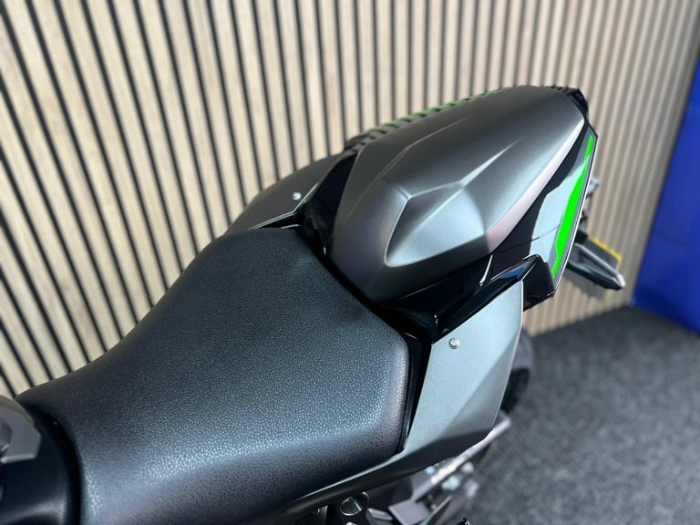 2024 74 Kawasaki Ninja ZH2 Z H2 1000 Performance SUPERCHARGED - AKRAPOVIC 