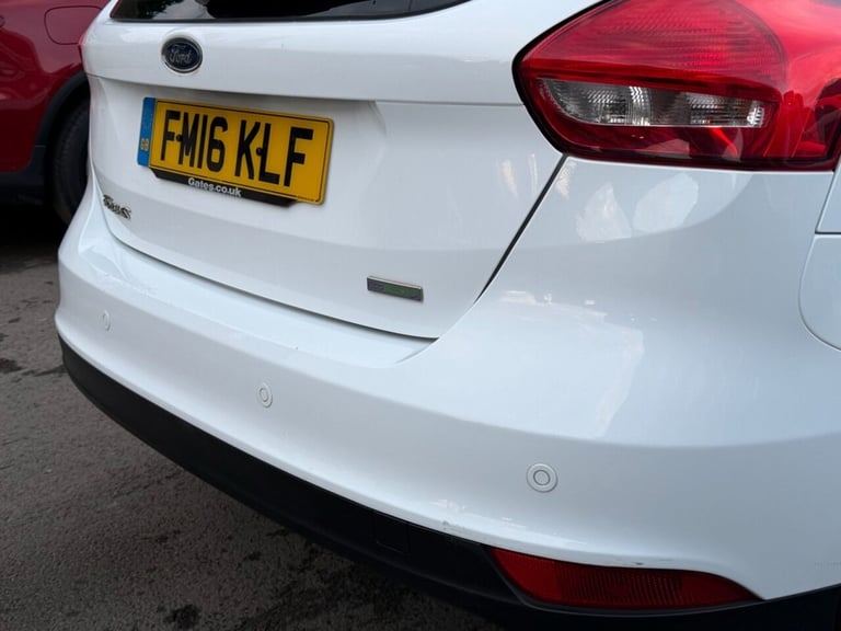 2016 Ford Focus 1.0 EcoBoost 125 Zetec 5dr Auto HATCHBACK PETROL Automatic
