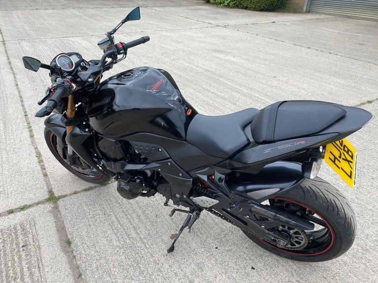 2012 12 KAWASAKI Z750R ZR 750 NBF Z750 BLACK NAKED ZR750 11k MILES ONLYNEW MOT