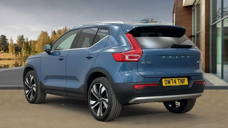 2025 Volvo XC40 2.0 B4 MHEV Ultra Bright DCT Auto Euro 6 (s/s) 5dr ESTATE Petrol/Electric Hybrid ...