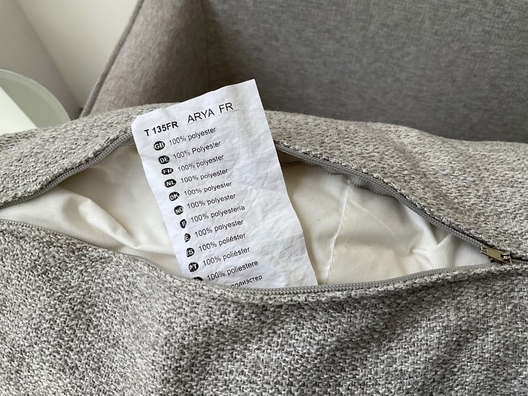 SITS Scandinavian sofa, large grey. Heals Habitat Ligne Roset, RRP £ 2.5+k so comfy 