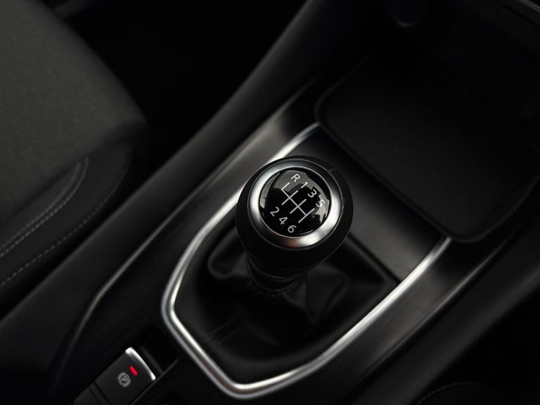 2022 Nissan Qashqai 1.3 DiG-T MH N-Connecta 5dr SUV PETROL Manual
