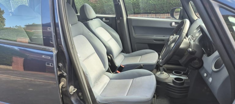 1 Previous owner. Well maintained. 2005/55 Mitsubishi Colt Equippe Diesel 1.5 DI-D Manual 5 door
