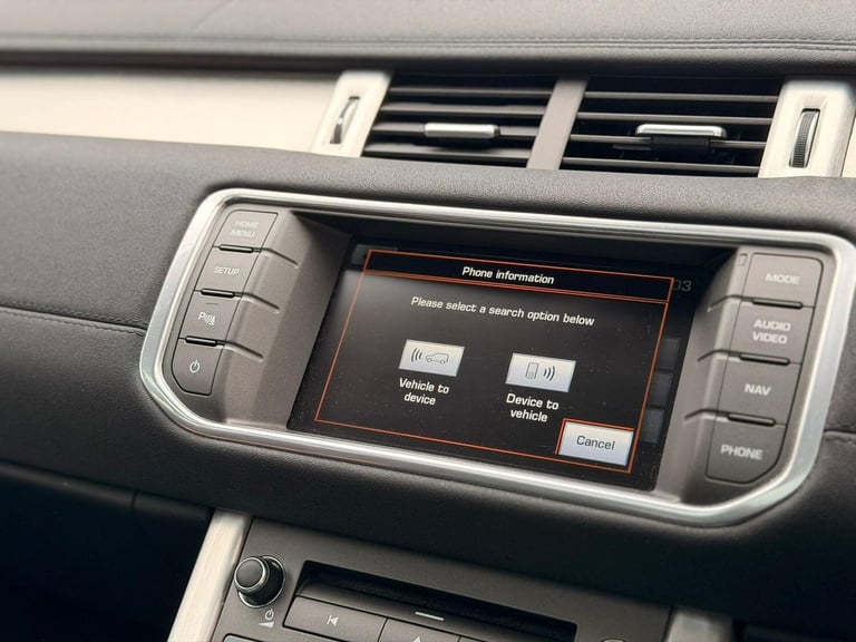 2015 Land Rover Range Rover Evoque 2.2 SD4 Pure 5dr Auto [9] [Tech Pack] ESTATE Diesel Automatic