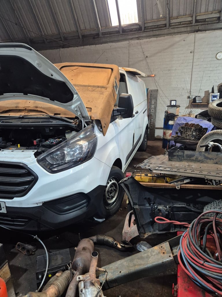 Ford, TRANSIT CUSTOM, Panel Van spares or repair parts project non runner damaged salvage breaker
