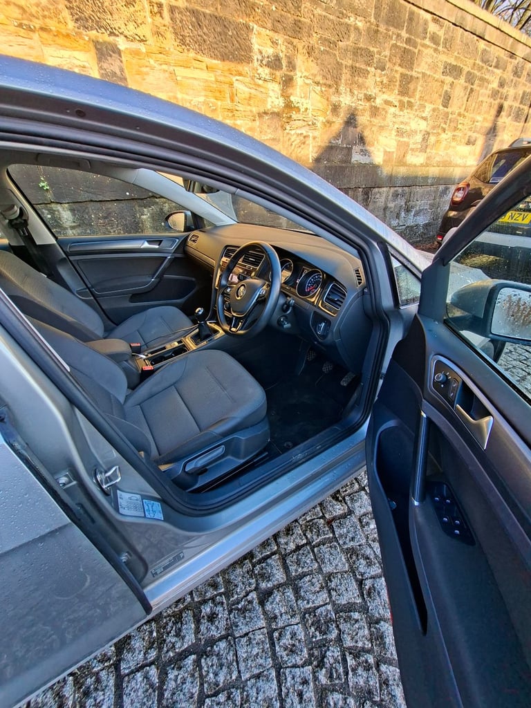 Volkswagen, GOLF, Hatchback, 2017, Manual, 1498 (cc), 5 doors