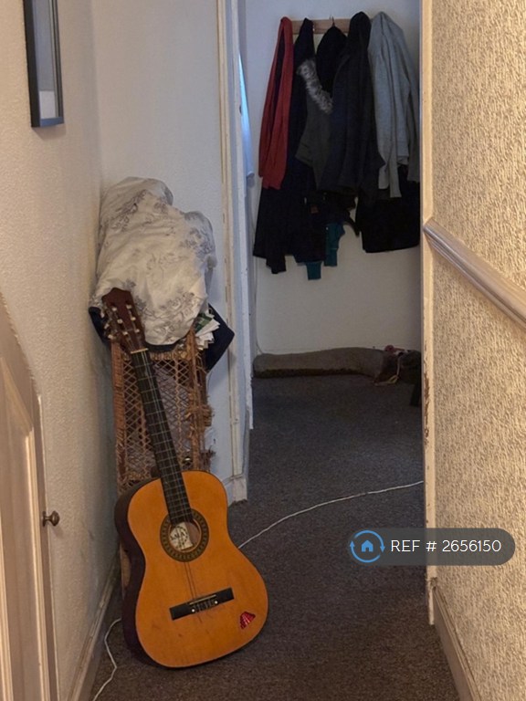 2 bedroom flat in St. Dunstans Terrace, Plymouth, PL4 (2 bed) (#2656150)