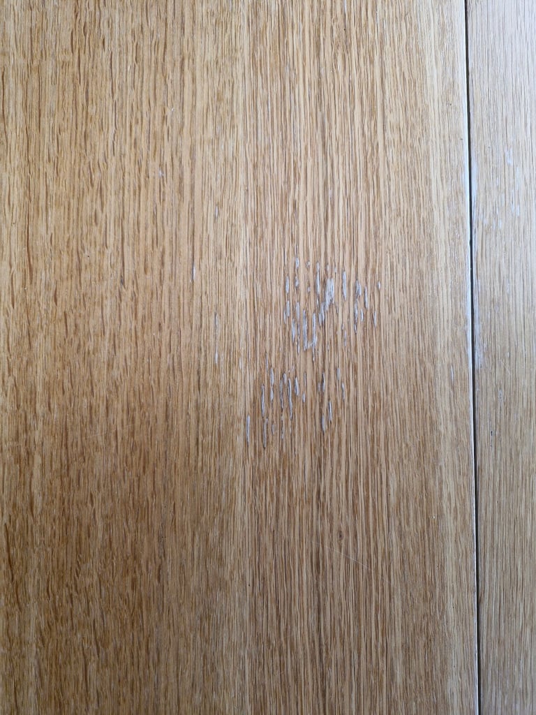Dining table and 4 chairs 