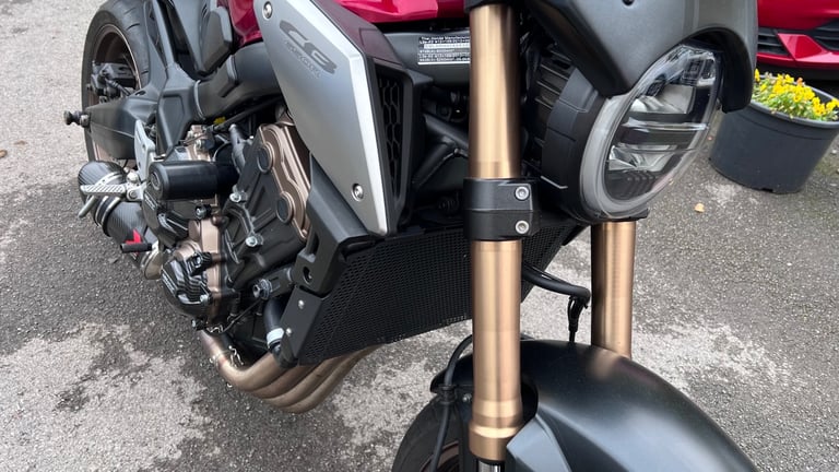 2019 Honda CB CB650RAKED (19MY) black widow can with original system fsh stunner  Tourer Petrol M...