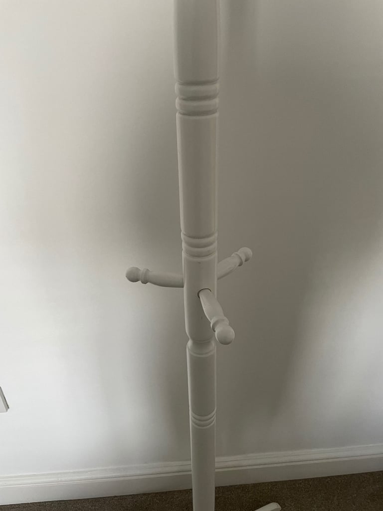 White Coat Stand - Wood
