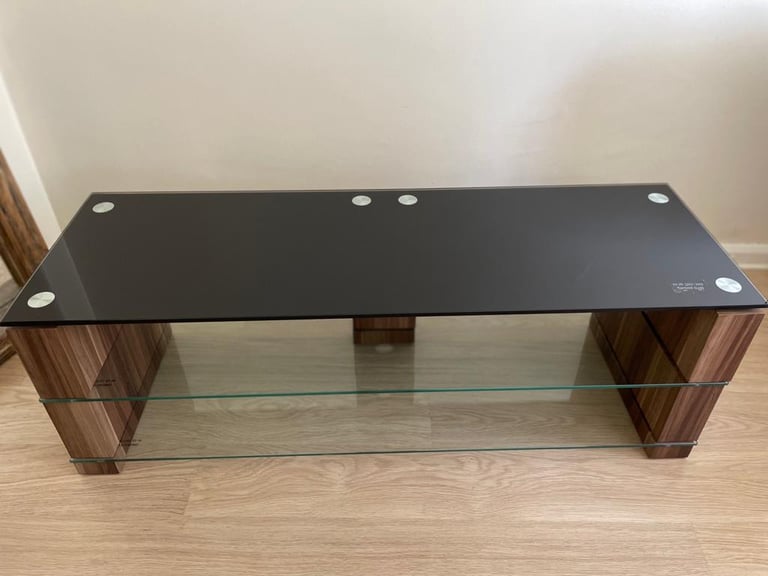TV Stand Phoenix from DFS. Excellent condition. Tempered glass. Solidly built