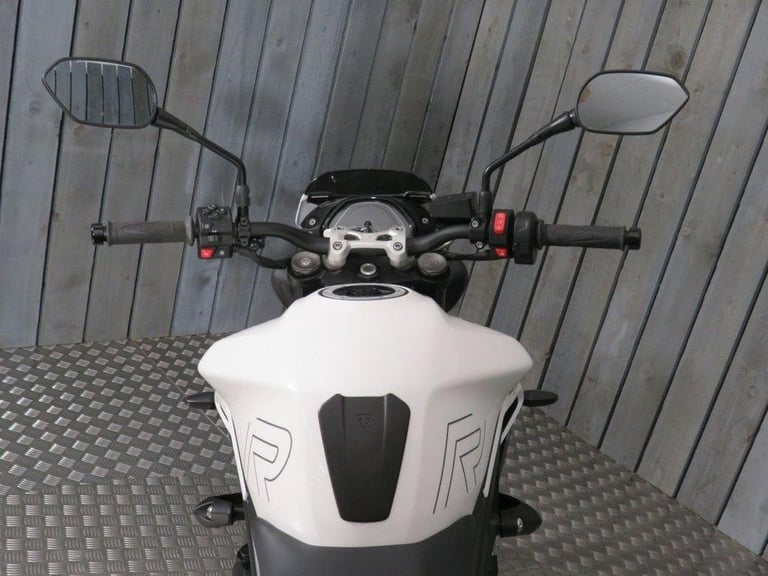 2023 23 TRIUMPH STREET TRIPLE 765 R