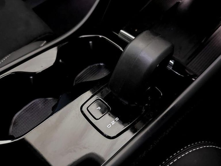 2023 Volvo C40 Twin Recharge 78kWh Ultimate Auto AWD 5dr Automatic SUV Electric Automatic