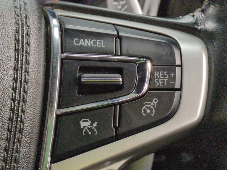 2021 Mitsubishi Outlander 2.4h TwinMotor 13.8kWh Exceed Safety SUV 5dr Petrol Plug-in Hybrid CVT ...