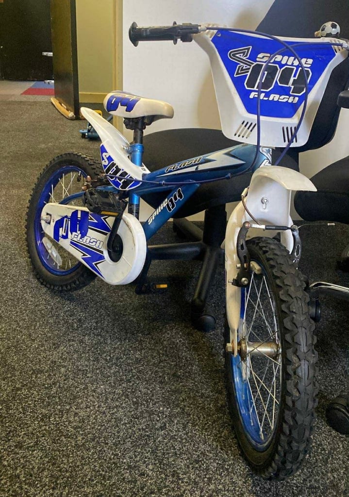 Child bike 