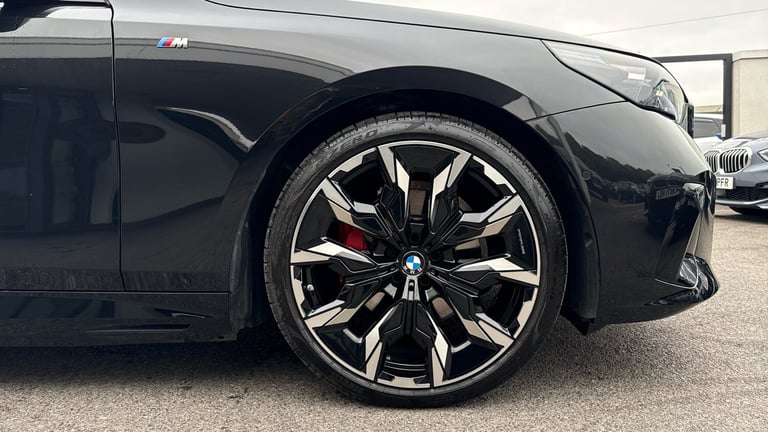 2025 BMW 5 Series 530e M Sport Pro 4dr Auto Saloon Saloon Hybrid Automatic