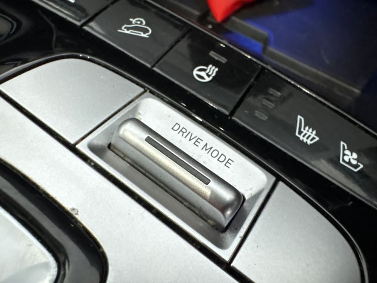 2022 Hyundai TUCSON 1.6 h T-GDi Ultimate SUV 5dr Petrol Hybrid Auto Euro 6 (s/s) (230 ps) - HEA S...