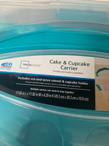 Cake & cupcake carrier